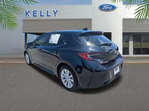 Used 2025 Toyota Corolla SE FWD image 9