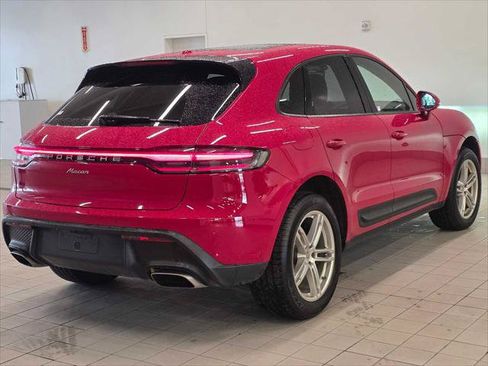 Used 2025 Porsche Macan AWD/4WD image 5