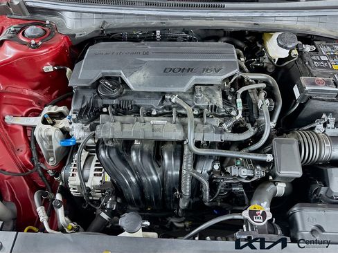 Certified 2025 Kia K4 GT-Line image 28