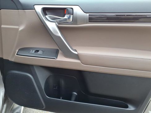 Certified 2023 Lexus GX 460 Premium image 8