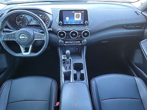 Used 2024 Nissan Sentra SR w/ SR Premium Package image 15