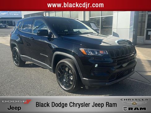 New 2026 Jeep Compass Latitude w/ Quick Order Package 29K image 1