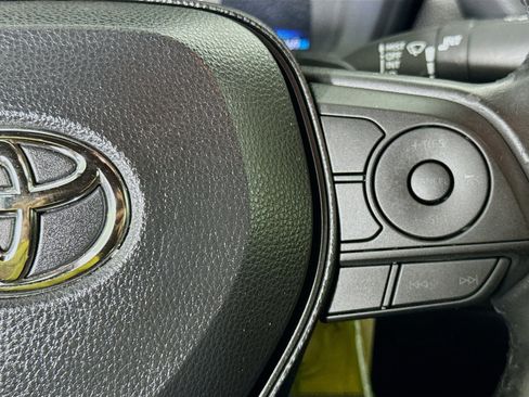 Used 2020 Toyota Corolla SE FWD image 14