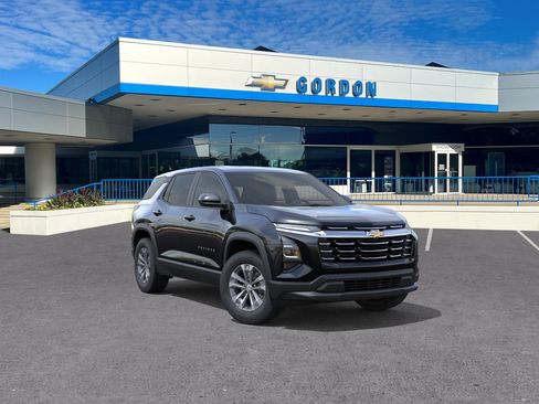 New 2026 Chevrolet Equinox LT w/ Convenience Package II AWD/4WD image 1