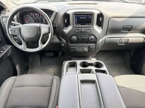 Used 2024 Chevrolet Silverado 1500 Custom Trail Boss w/ Midnight Edition AWD/4WD image 2
