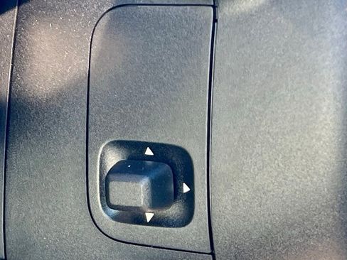 Certified 2026 Mercedes-Benz GLC 300 4MATIC image 29