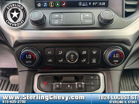 Used 2023 GMC Acadia SLT AWD/4WD image 18