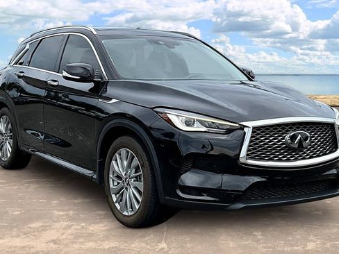 Used 2023 INFINITI QX50 Luxe FWD image 3