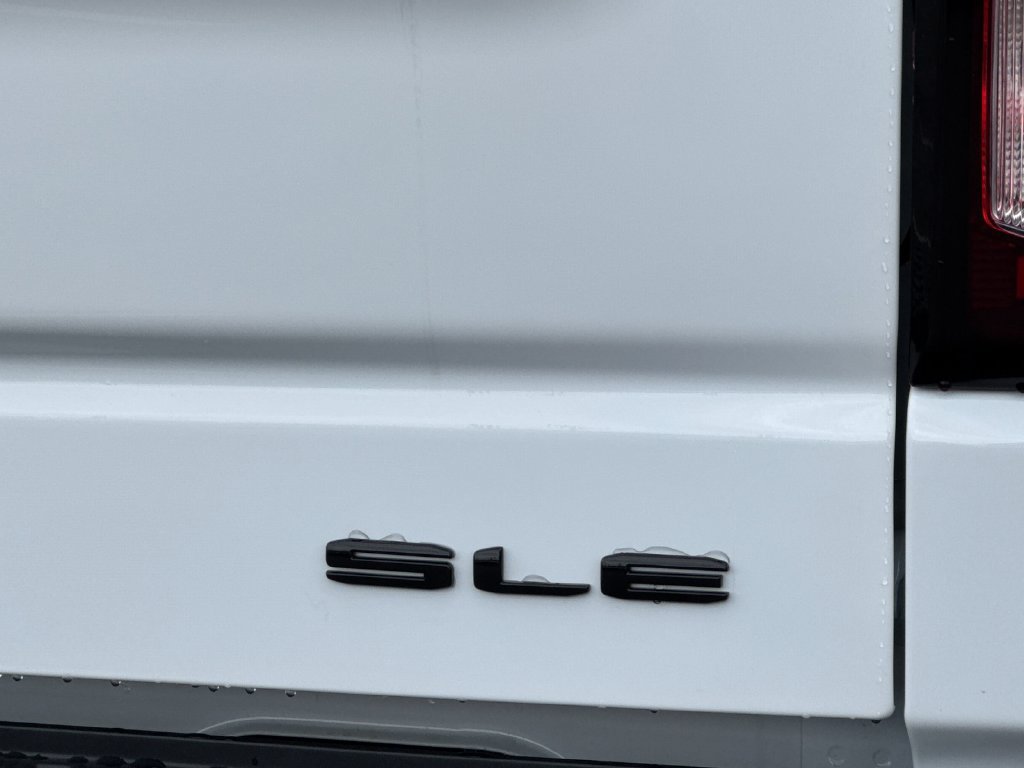 New 2026 GMC Sierra 1500 SLE w/ Preferred Package AWD/4WD image 25