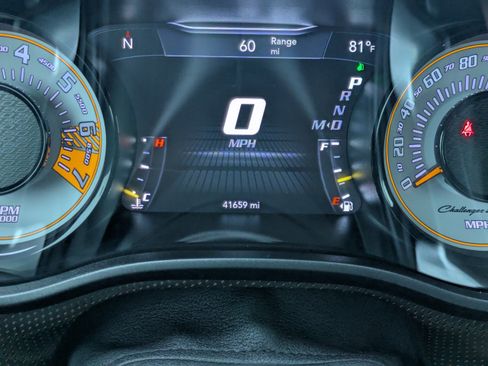 Used 2020 Dodge Challenger R/T Scat Pack RWD image 27