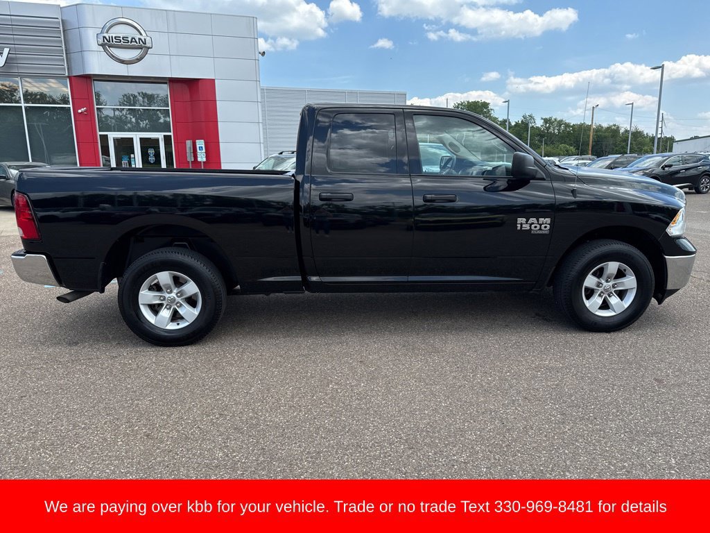 Used 2024 RAM 1500 Classic SLT AWD/4WD image 8