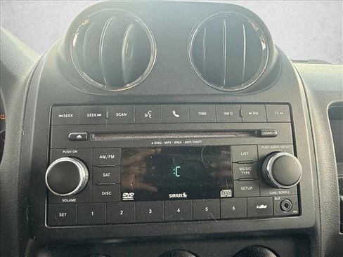 Used 2016 Jeep Patriot Sport w/ Power Value Group FWD image 11