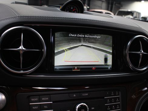 Used 2019 Mercedes-Benz SL 450 w/ Premium Package image 72
