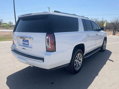 Used 2019 GMC Yukon XL Denali image 5