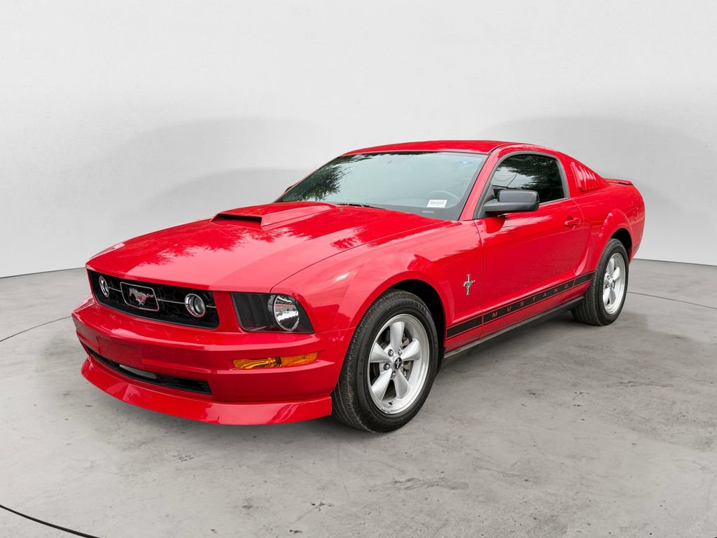 Used 2008 Ford Mustang Premium RWD image 1