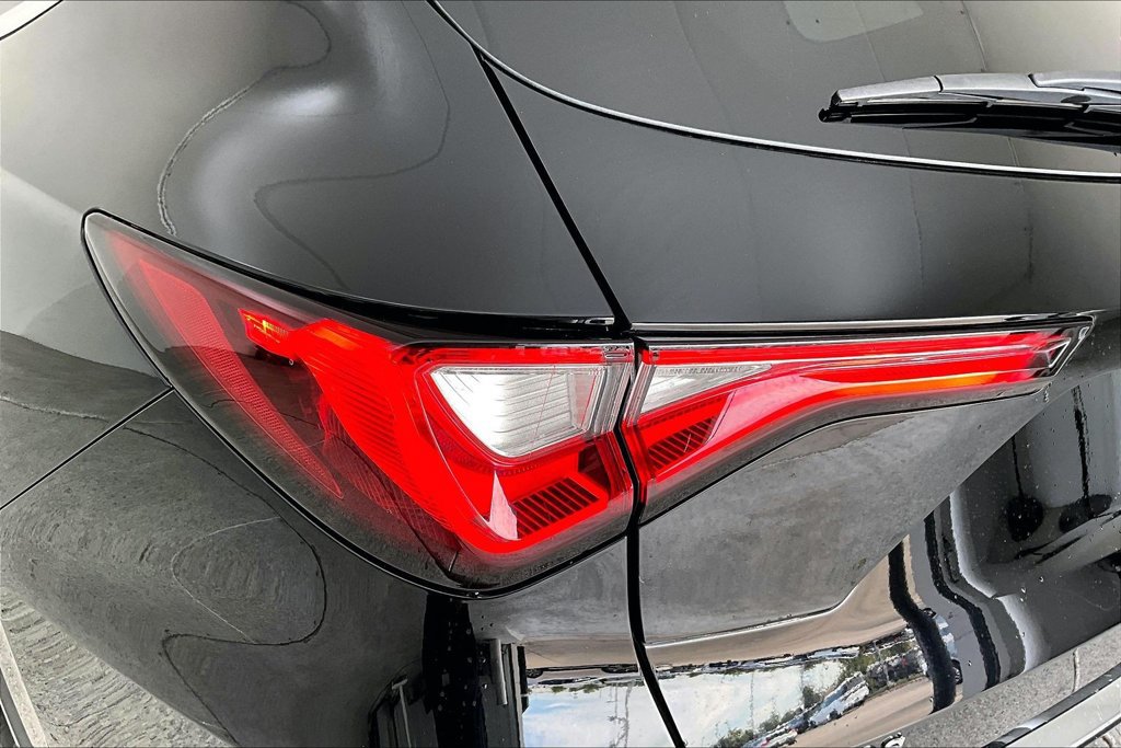 Used 2024 Acura MDX w/ Advance Package AWD/4WD image 36