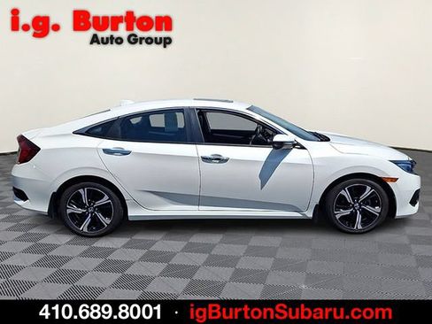 Used 2017 Honda Civic Touring image 7