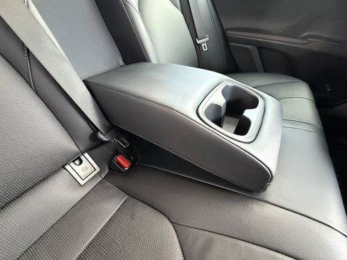 Used 2022 Toyota Camry XSE image 34