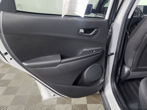 Used 2022 Hyundai Kona SEL image 24