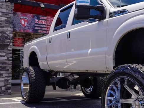 Used 2015 Ford F350 Platinum AWD/4WD image 34