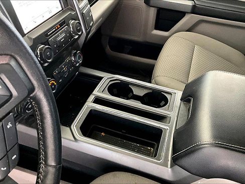Used 2019 Ford F150 XLT w/ Equipment Group 302A Luxury AWD/4WD image 11