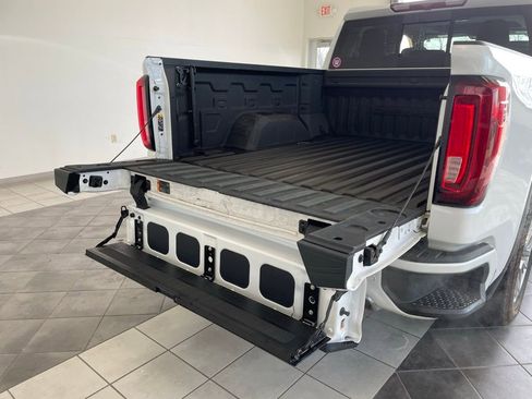 Used 2023 GMC Sierra 1500 Denali image 17