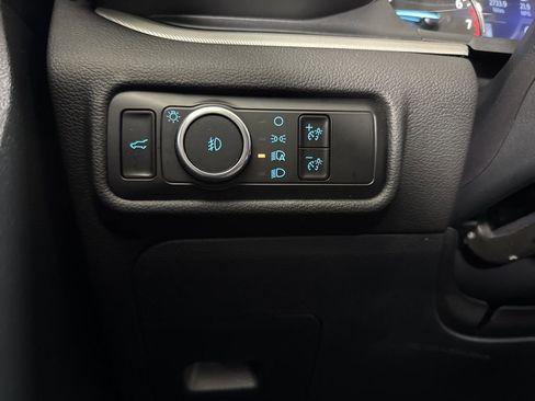 Used 2023 Ford Explorer XLT w/ Equipment Group 202A image 21