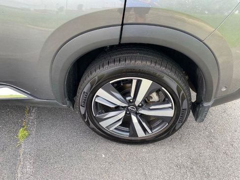 Used 2023 Nissan Rogue SL FWD image 32
