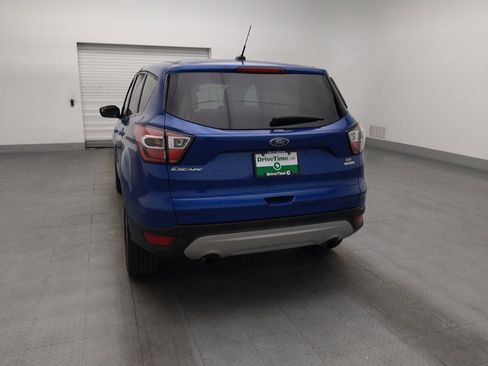 Used 2017 Ford Escape SE FWD image 6