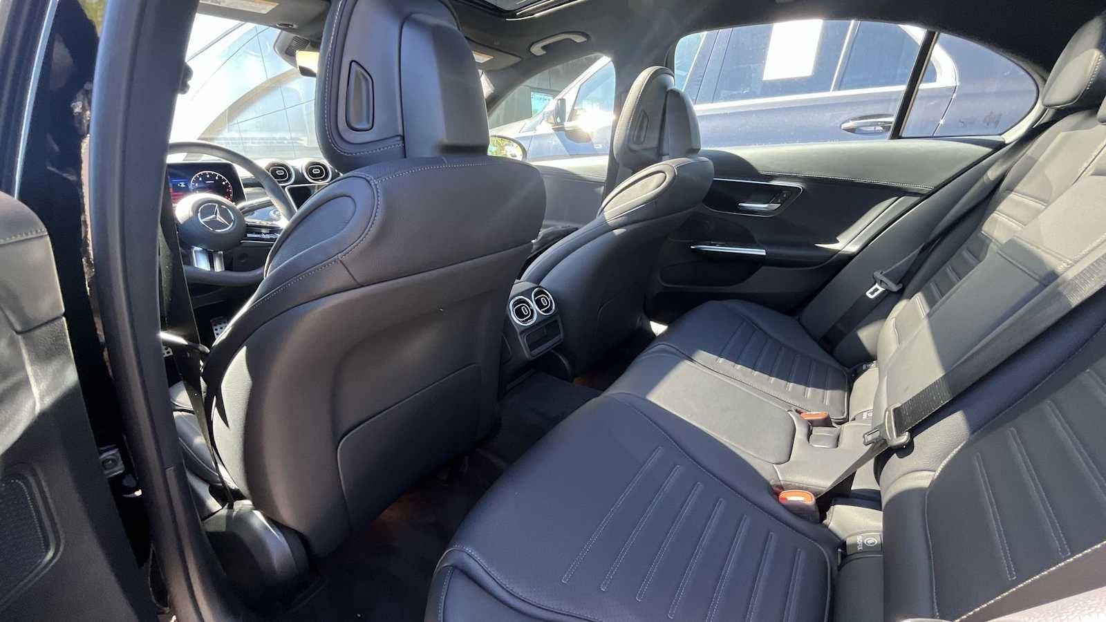 Used 2026 Mercedes-Benz C 300 4MATIC Sedan image 11