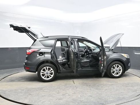 Used 2018 Ford Escape SEL image 47