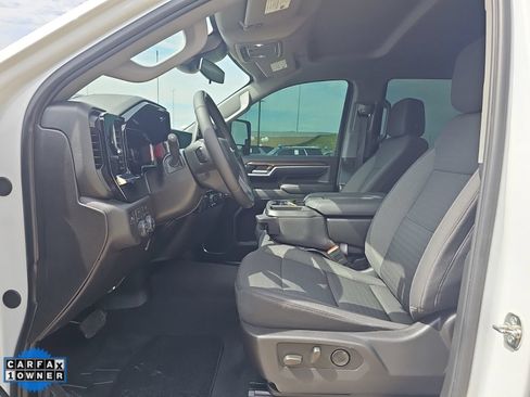 Used 2025 Chevrolet Silverado 2500 LT AWD/4WD image 13
