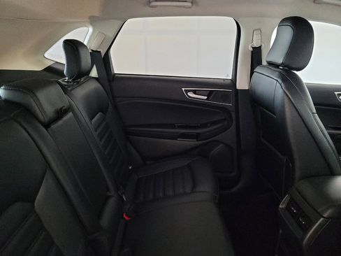 Used 2020 Ford Edge SEL AWD/4WD image 19