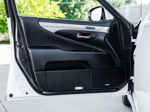 Used 2013 Lexus LS 460 w/ F-Sport Pkg RWD image 63