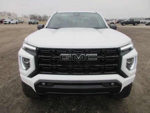 New 2026 GMC Canyon Elevation w/ Convenience Package image 11