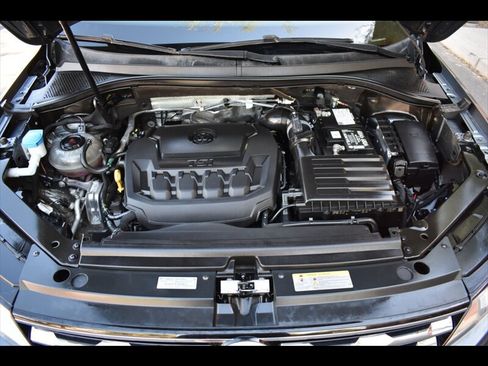Used 2021 Volkswagen Tiguan S FWD image 43