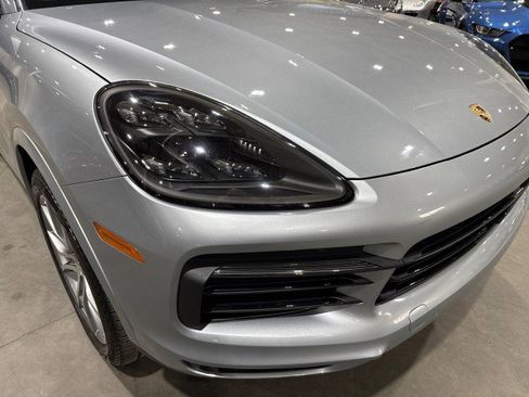 Used 2020 Porsche Cayenne image 33