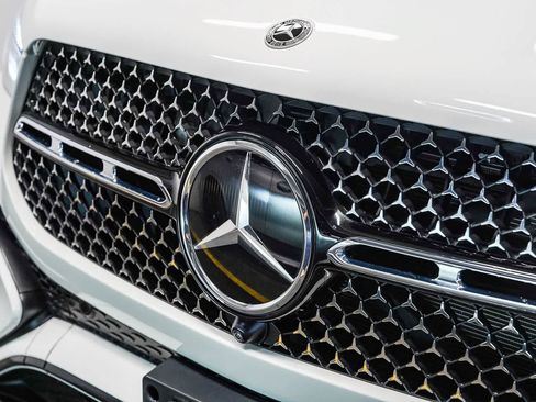 Used 2024 Mercedes-Benz GLE 580 4MATIC image 8
