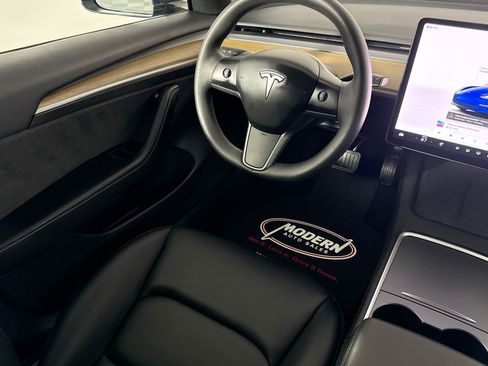 Used 2023 Tesla Model 3 Standard Range RWD image 31