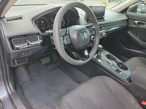 Used 2023 Honda Civic LX image 9