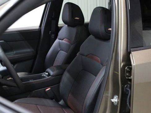 New 2026 Nissan Kicks SR w/ Interior Electronics Package image 9