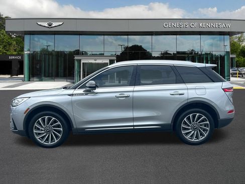 Used 2023 Lincoln Corsair Reserve w/ Equipment Group 201A FWD image 4