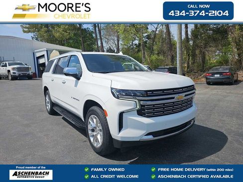 Used 2023 Chevrolet Suburban Premier image 1