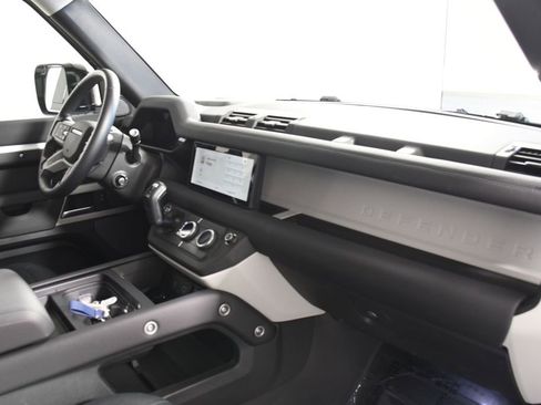 Used 2024 Land Rover Defender 110 S AWD/4WD image 13