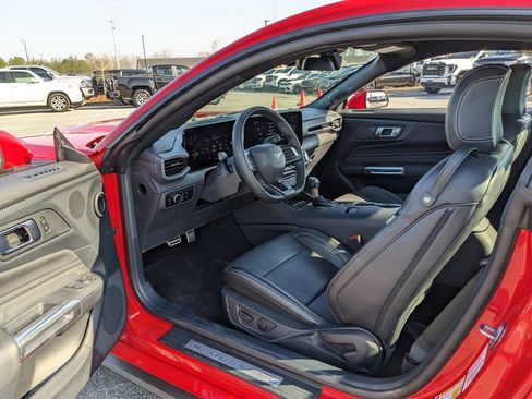 Used 2024 Ford Mustang GT Premium image 32