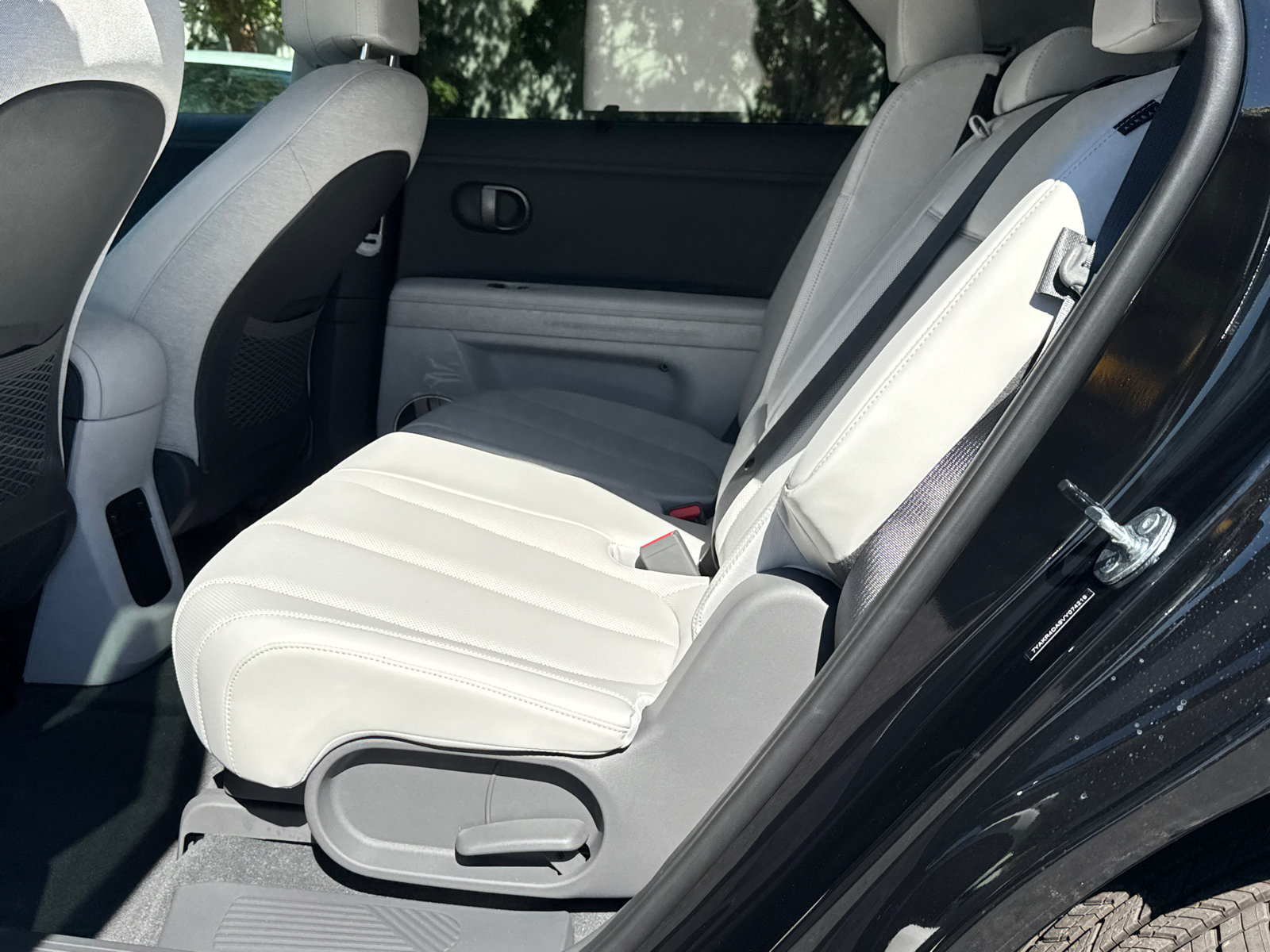New 2027 Hyundai Ioniq 5 Limited RWD image 22