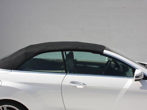 Used 2013 Mercedes-Benz E 550 Cabriolet image 6