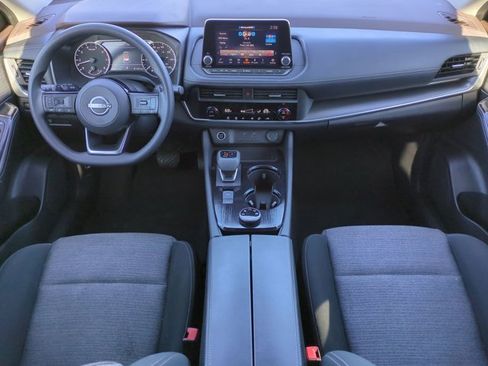 Used 2023 Nissan Rogue SV image 15