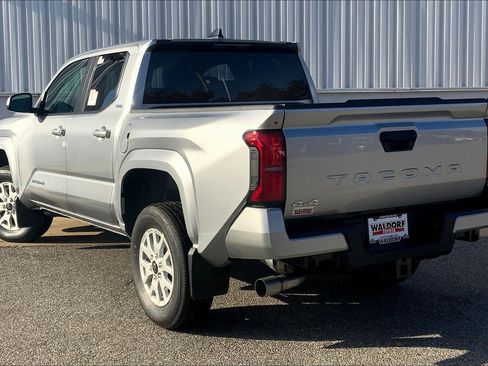 New 2025 Toyota Tacoma SR5 image 3