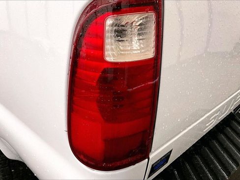 Used 2009 Ford F350 XL image 28